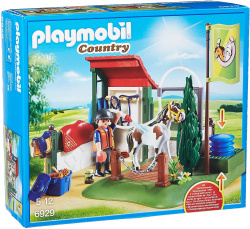 Playmobil set limpieza caballos